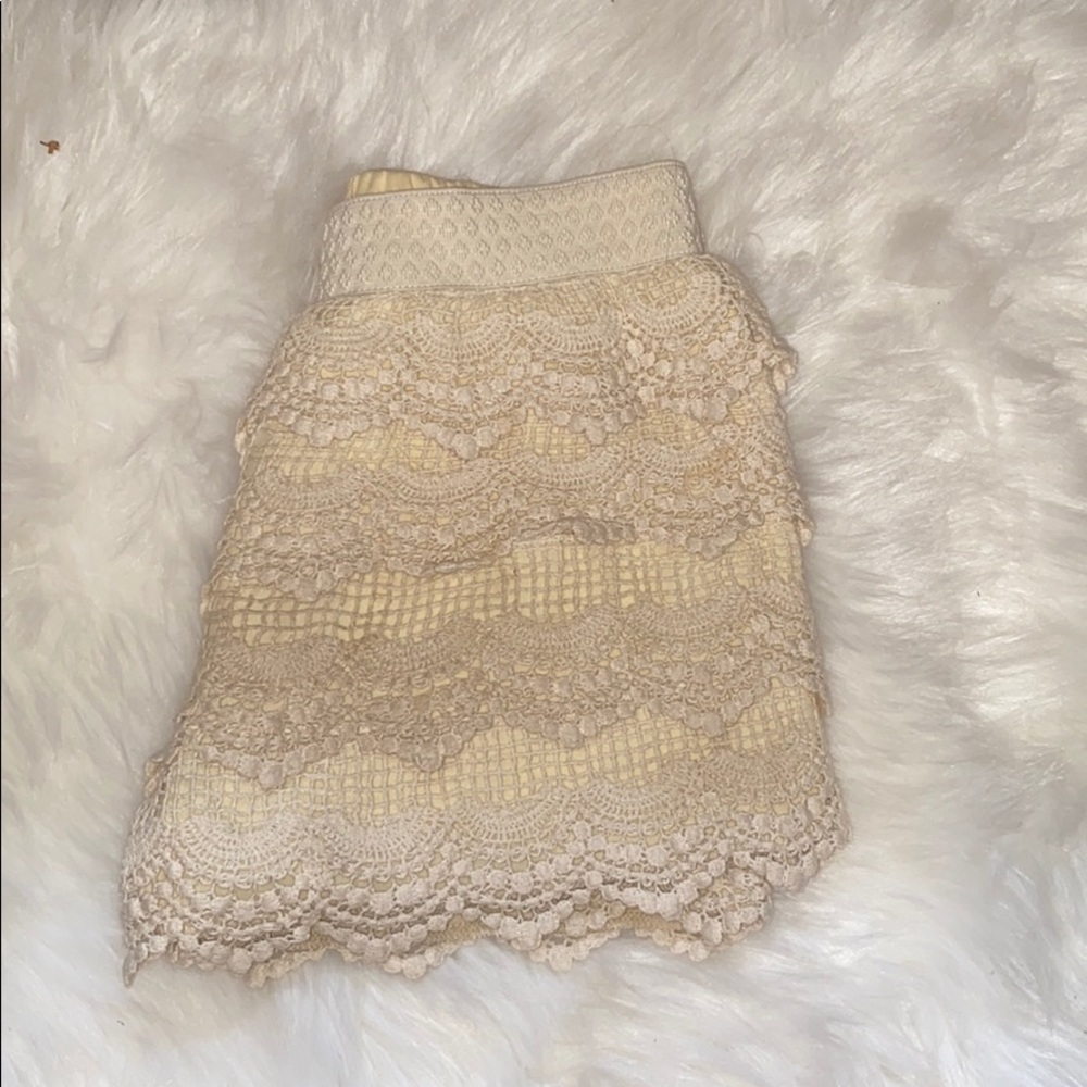White/cream lace shorts